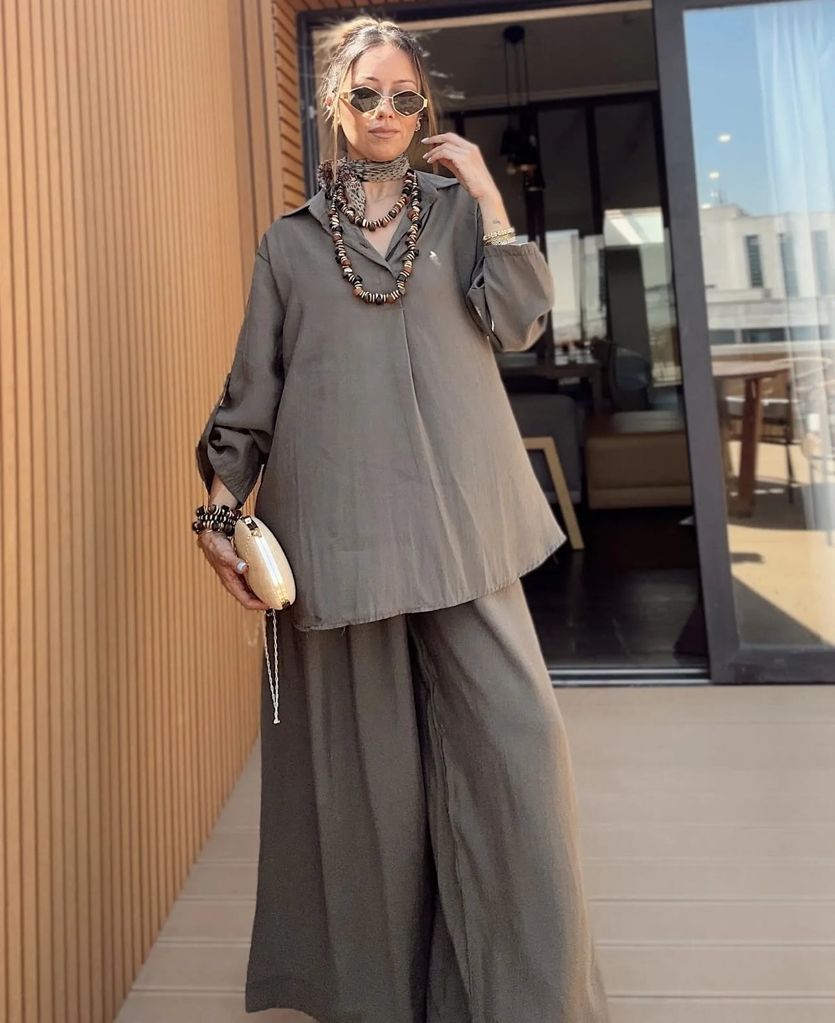 سوت دكم خلفية - زيتوني