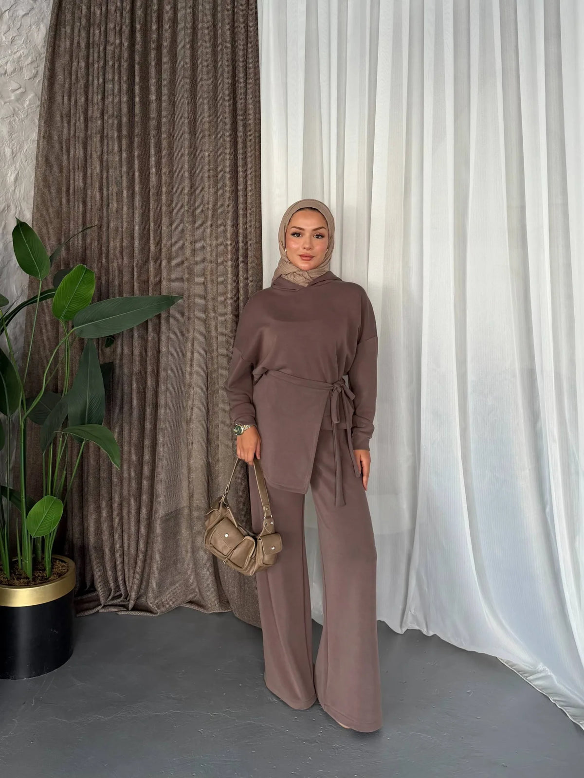 تراك تنورة - Image 1
