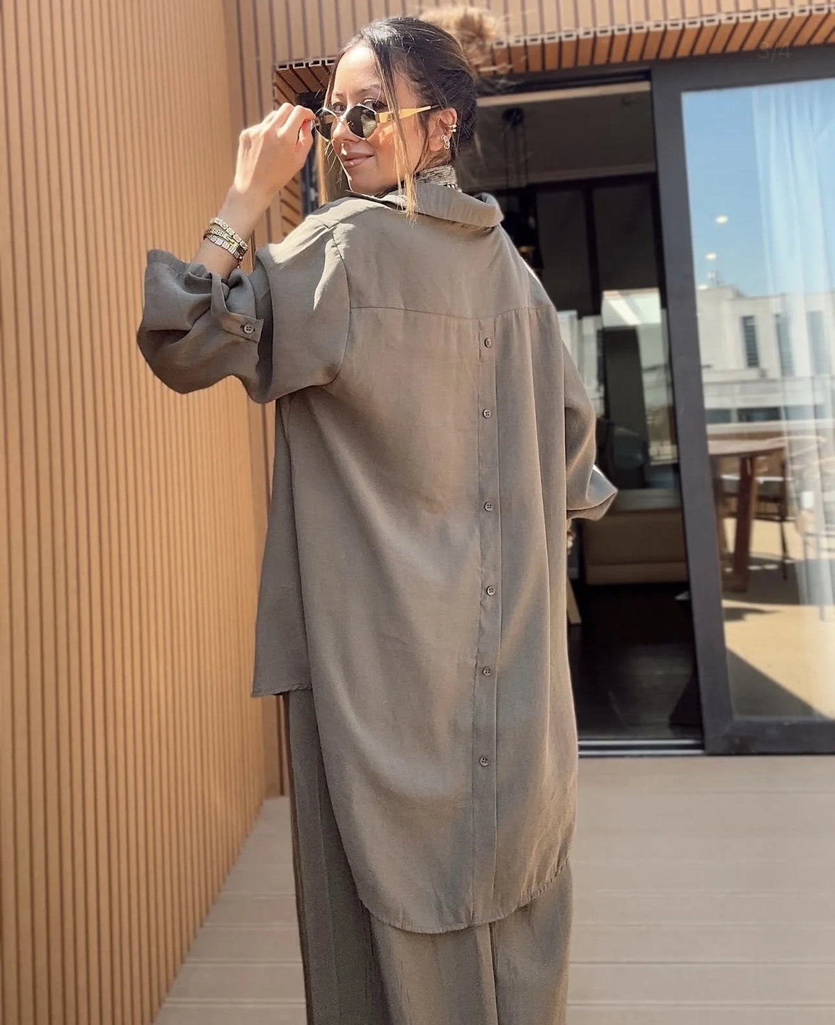 سوت دكم خلفية - Image 1